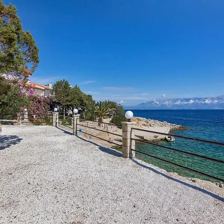 Rubin-6 By Interhome Selca kod Bogomolja