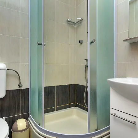 Rubin-6 By Interhome Lägenhet